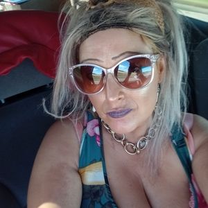 Meet your Posher, Justina